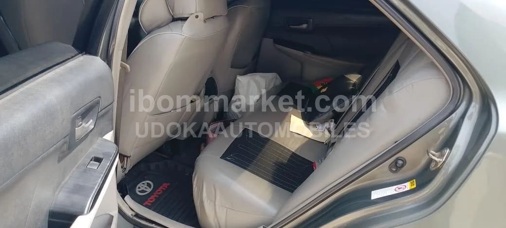 Toyota Camry 2014